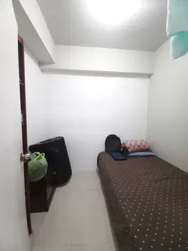 Sewa Apartemen Grand Emerald full furnished lt 22 type 2kamar