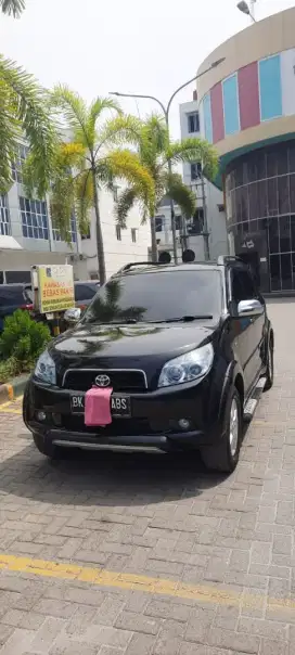 Toyota Rush tahun 2010