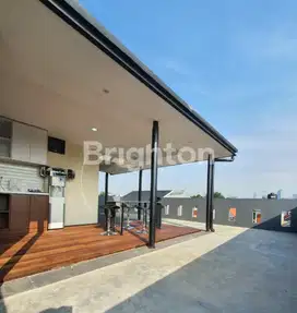 RUMAH MEWAH 4 LANTAI DENGAN FASILITAS LENGKAP DUREN TIGA, JAKSEL