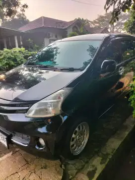 Xenia Mt 2012 istimewa