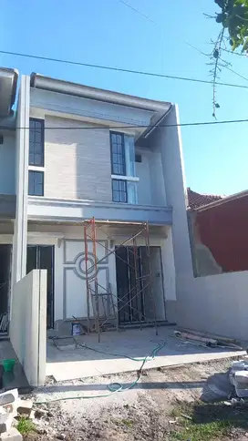 Jual rumah baru murah meriah di rungkut nirwana kedung baruk