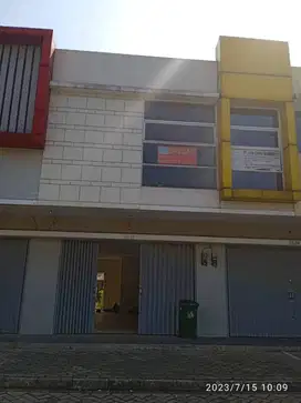 DIJUAL RUKO 2 LANTAI SIAP PAKAI LOKASI STRATEGIS