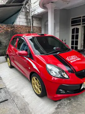 Dijual Honda Brio 2015 automatic siap pakai
