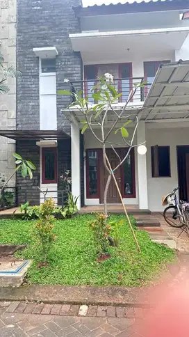 Dijual cepat rumah Raffles
