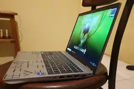 Laptop Kerja Core i7 16Core + Quadro 4GB RAM 32GB SSD 1000GB Mulus