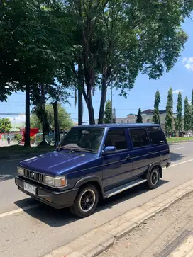 Kijang Grand extra