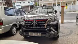 Fortuner VRZ TRD 2.4 AT 2021 | 2022 (Dp. 30jt aza) Bisa Tuker Tambah