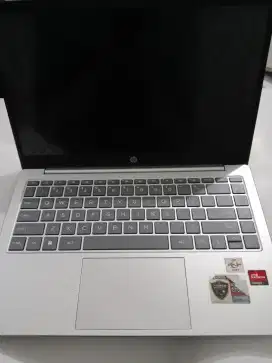HP 14 inch, 14-em0222AU, Silver.  RAM 8GB SSD 512GB (Second Mulus)