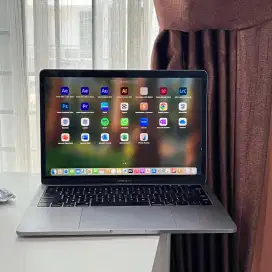 Jual Cepat Apple Macbook Pro Ram 16GB SSD 2TB CORE I7 NO MINUS MULUS