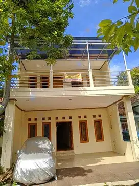 DIJUAL RUMAH DI CLUSTER UDAYANA, SENTUL CITY (SSR215)