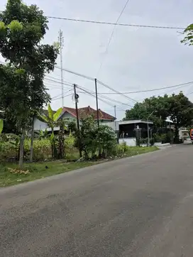 TANAH PROSPEK USAHA DEKAT LAMPU MERAH GANDUKEPUH SUKOREJO