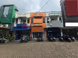 Ruko Sewa Lokasi Dekat RS Lavalette Siap Huni cocok untuk Toko Malang