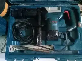 BOSCH ROTARY HAMMER