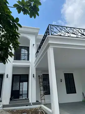 DIJUAL RUMAH BARU 2LT KOLAM RENANG BUKIT GOLF HIJAU BGH SENTUL SSR695