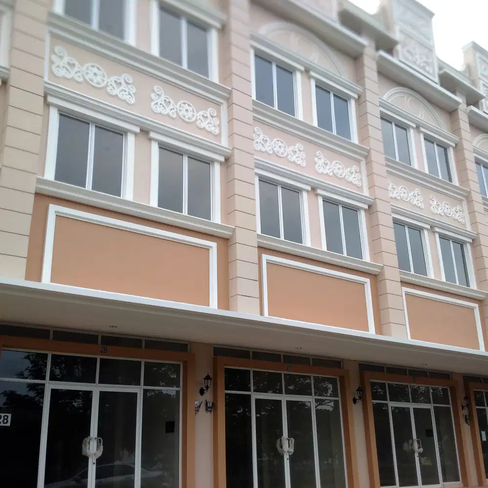 Ruko The Walk 3lt 5x14 70m JGC Jakarta Garden City Cakung