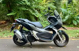 Honda ADV 150 CBS ISS Keyless MULUSSS Pajak Hidup Panjang