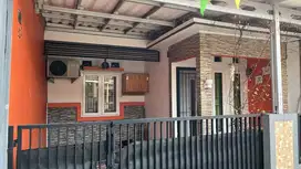 Rumah Bagus dalam Cluster siap huni di Condet