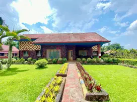 Villa Poros Jalan Dekat Alun-Alun Batu Full Furnish Peluang Bisnis
