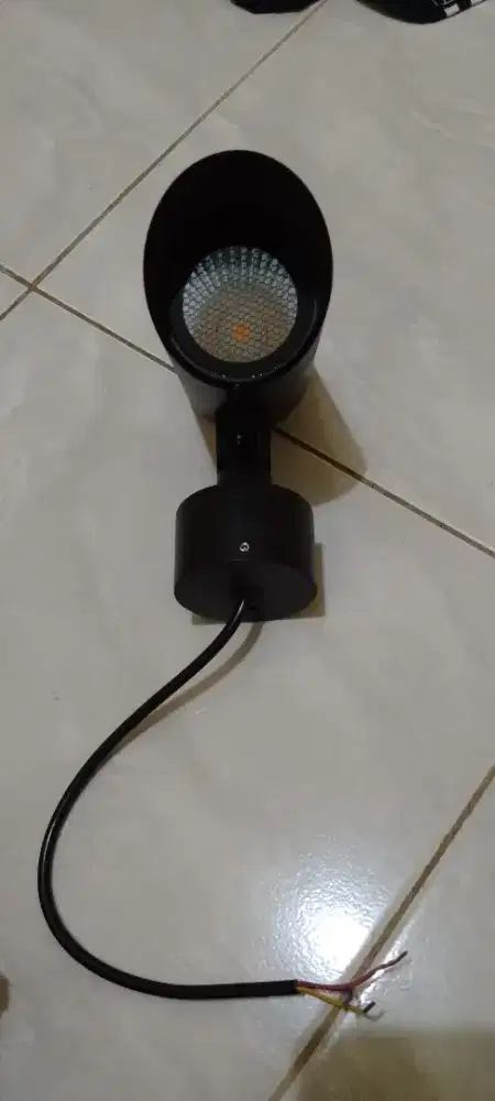 Lampu Taman Sorot Merk Sirius 15w