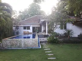 Sewa villa cantik 4KT area sanur-bali