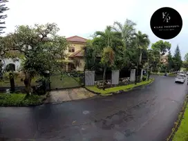 Dijual Rumah Hook Boulevard di Bogor Nirwana Residence.