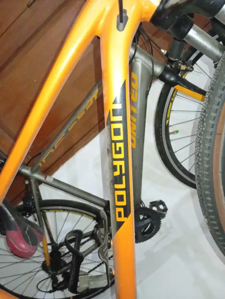 polygon ukuran L