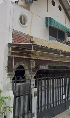 Rumah Cempaka Putih 2 Lantai Dijual Cepat