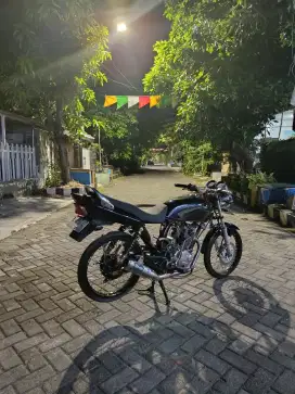 Megapro 2003 ss lengkap
