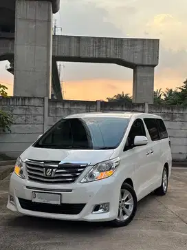Toyota Alphard G 2013 low km
