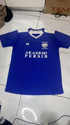 2 jersey akademi persib