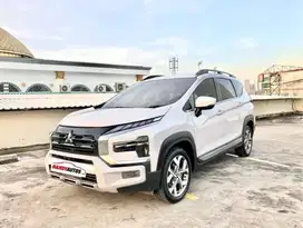 Mitsubishi Xpander Cross Tahun 2023 Manual Putih