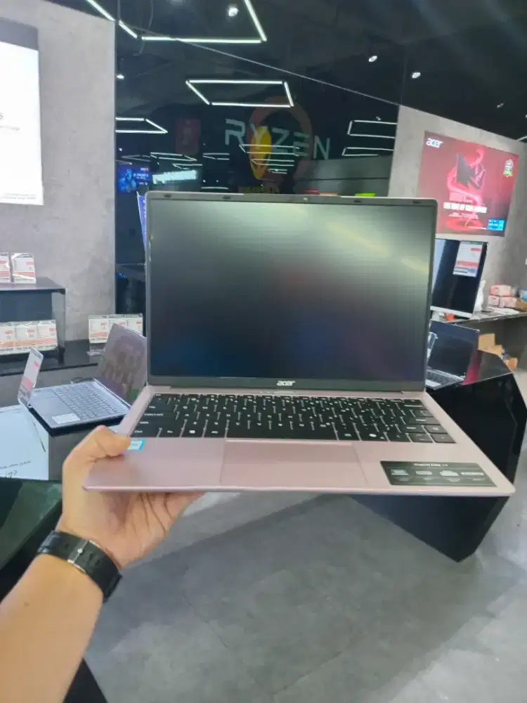 Laptop Acer Aspire Lite Pink N150 Ram 8 GB SSD Garansi Resmi Kredit