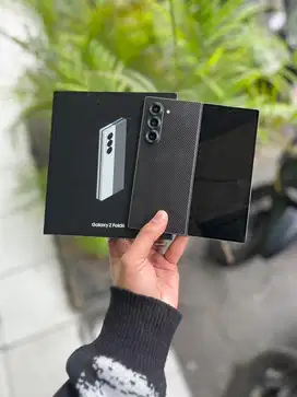 Samsung z fold 6 12/1TB sein second like new