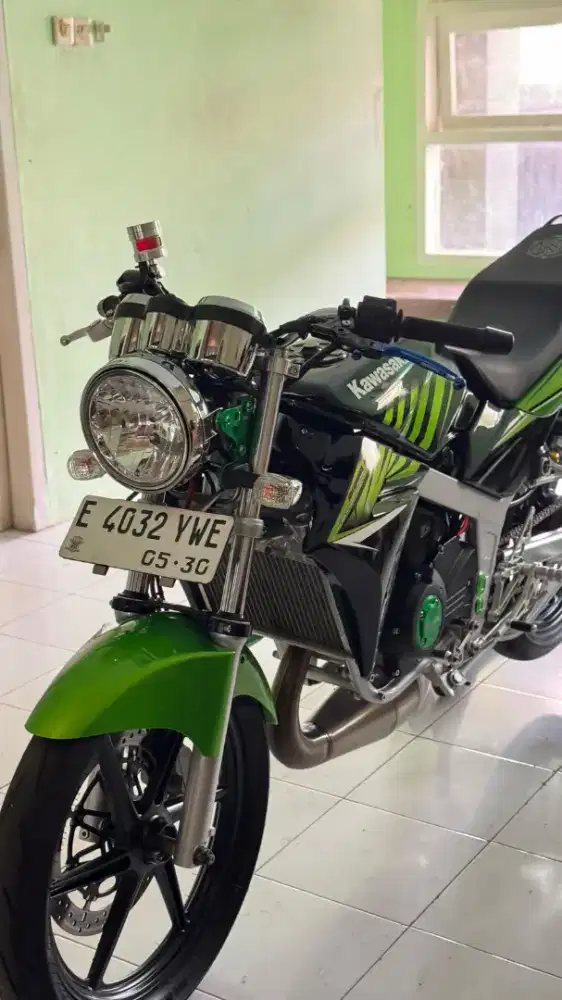 KAWASAKI NINJA R UP SS WARNA HIJAU ZEBRA THN 2011 PLAT E