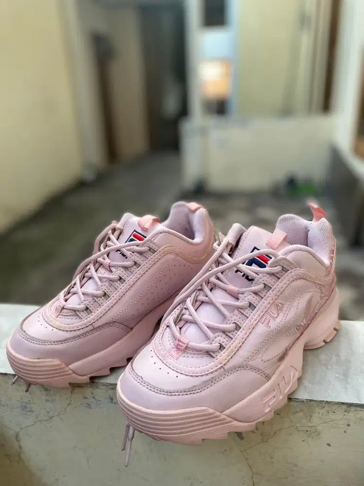 Sepatu Fila - Disruptor II Embroidery