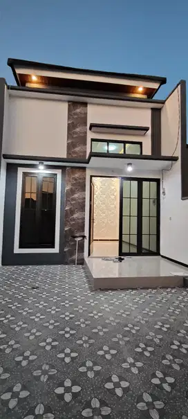 Disewakan Rumah Baru Gress di Perum Bumi Wonorejo Asri Rungkut 3 Kamar