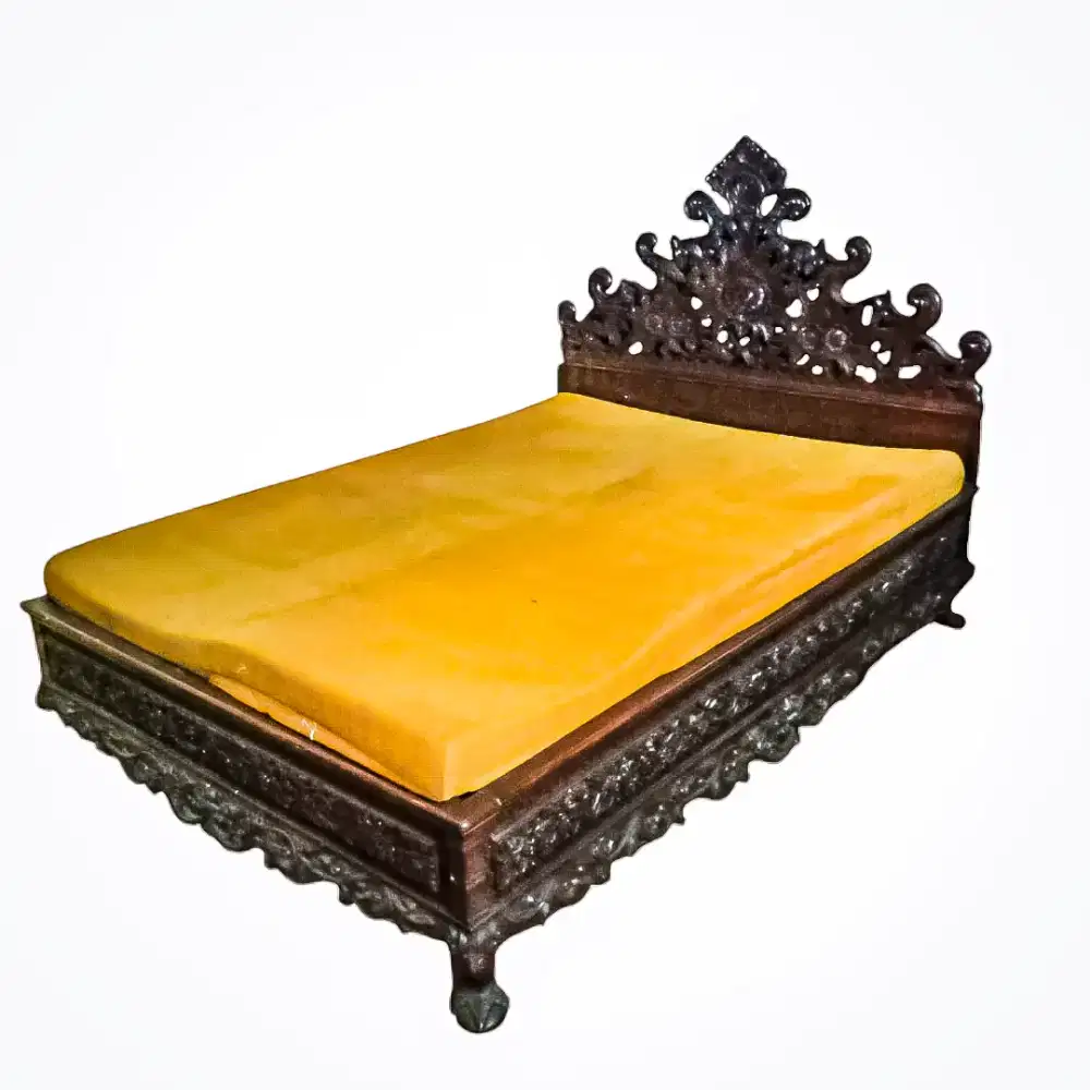 Dipan Kayu Jati Ukiran