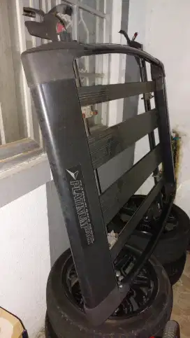 Dijual rack roof bekas, merk platinum rack