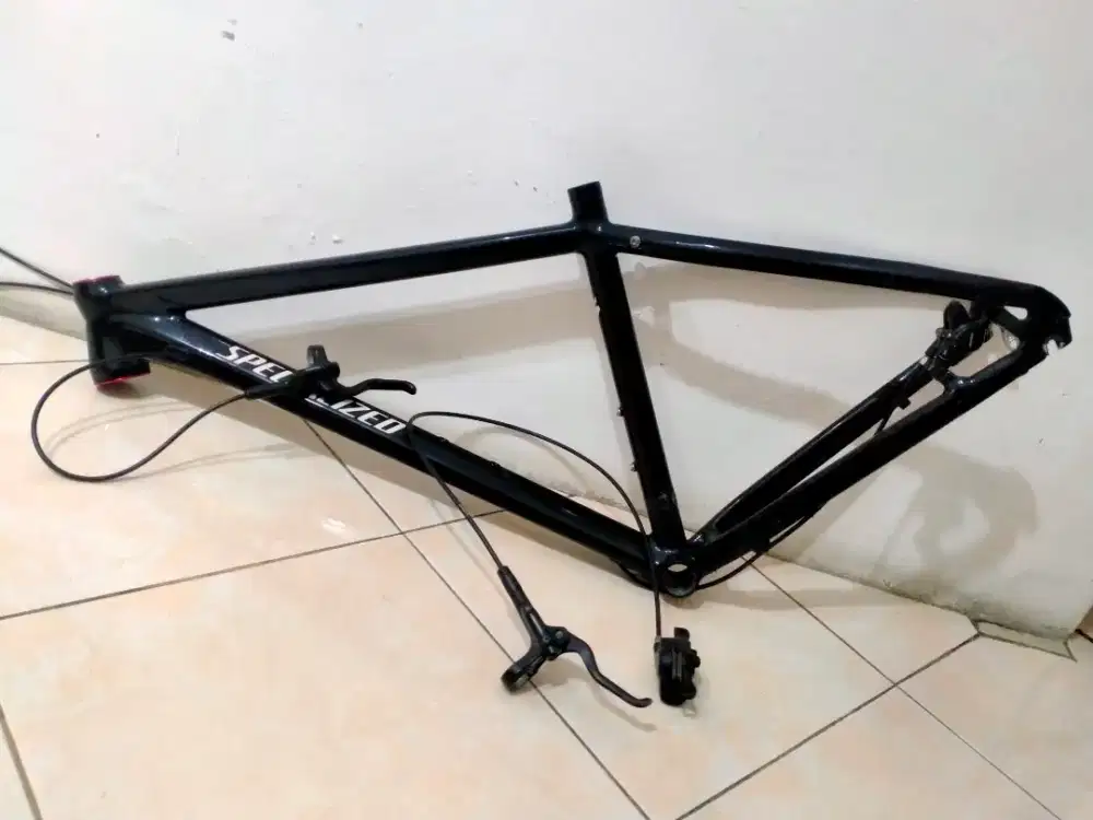 Frame pacific relicus + rem Shimano