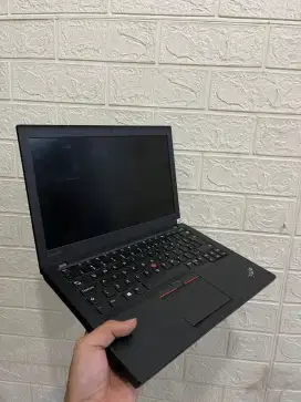 Lenovo Thinkpad X270 Intel i5 gen 7