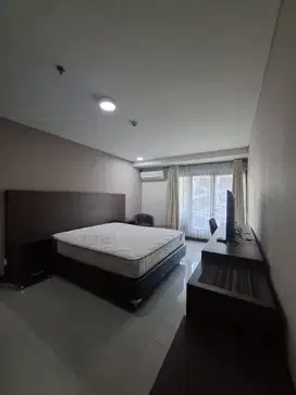 Disewakan 1 Bedroom Lantai Rendah Nyaman Apart. Tamansari Semanggi