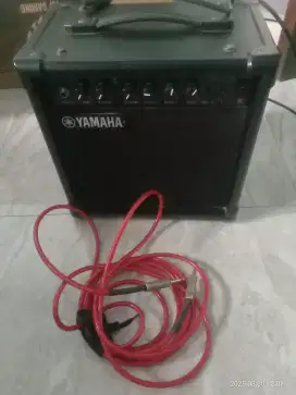 Guitar amplifier Yamaha GA 1511