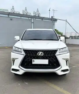 Lexus LX570 V8 Facelift Top Condition!!!