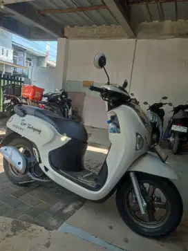 Honda Scoopy prestige new keyles Seperti baru