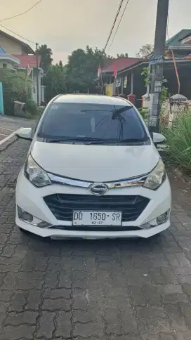 Sigra R MT 2017