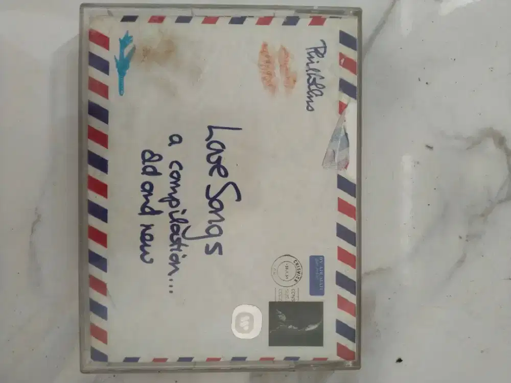 Kaset Pita Phil Collins A Love Song Compilation