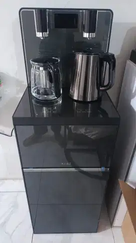 DISPENSER 3 IN 1 MEREK KLAZ