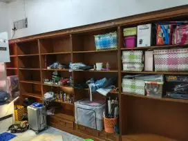 Lemari bekas jual satuan atau borongan menteng jakpus