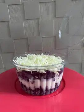 Aneka cemilan Bandung