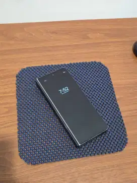 Samsung Fold 4 256 GB resmi SEIN fullset. Jual cepat bonus case asli